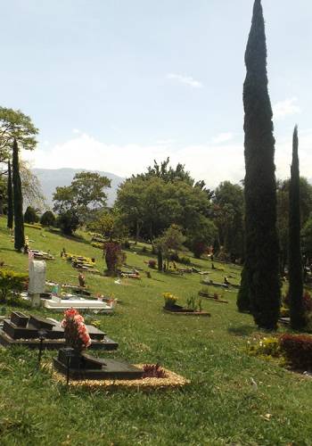 Parque-Cementerio2